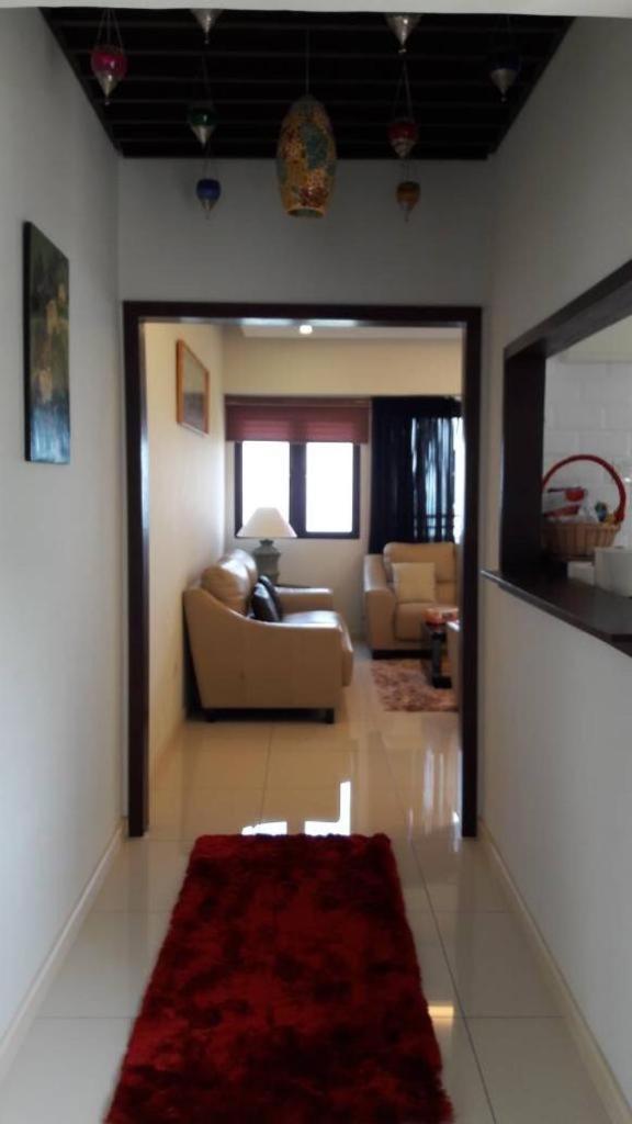 Susie's Resort Seaview Suites at Sri Sayang Batu Feringgi Bagian luar foto